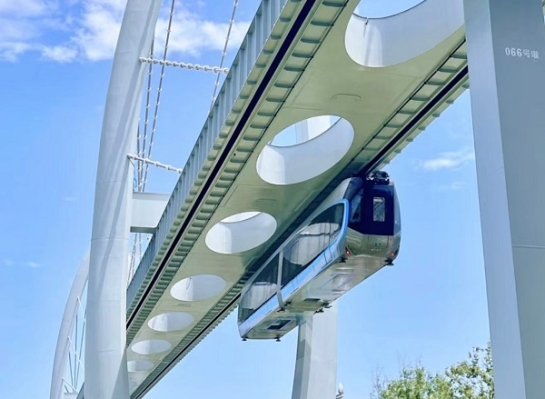 國(guó)內(nèi)首條空軌線路！采用方大軌道交通屏蔽門系統(tǒng)的武漢光谷觀光線正式開通運(yùn)營(yíng)